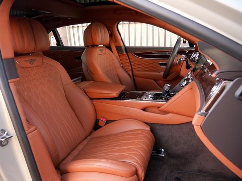 Used 2020 Bentley Flying Spur W12 w/ First Edition Specification image 26