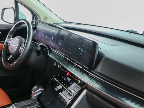 Used 2022 Kia Carnival SX Prestige FWD image 29