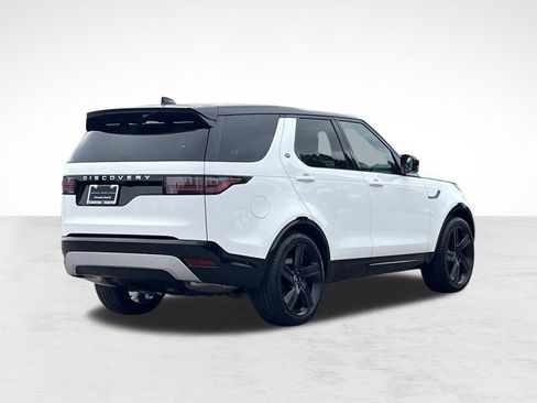 Used 2025 Land Rover Discovery Metropolitan Edition AWD/4WD image 8