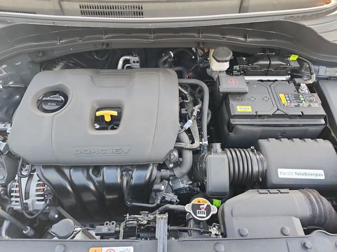 Used 2024 Kia Soul LX image 19