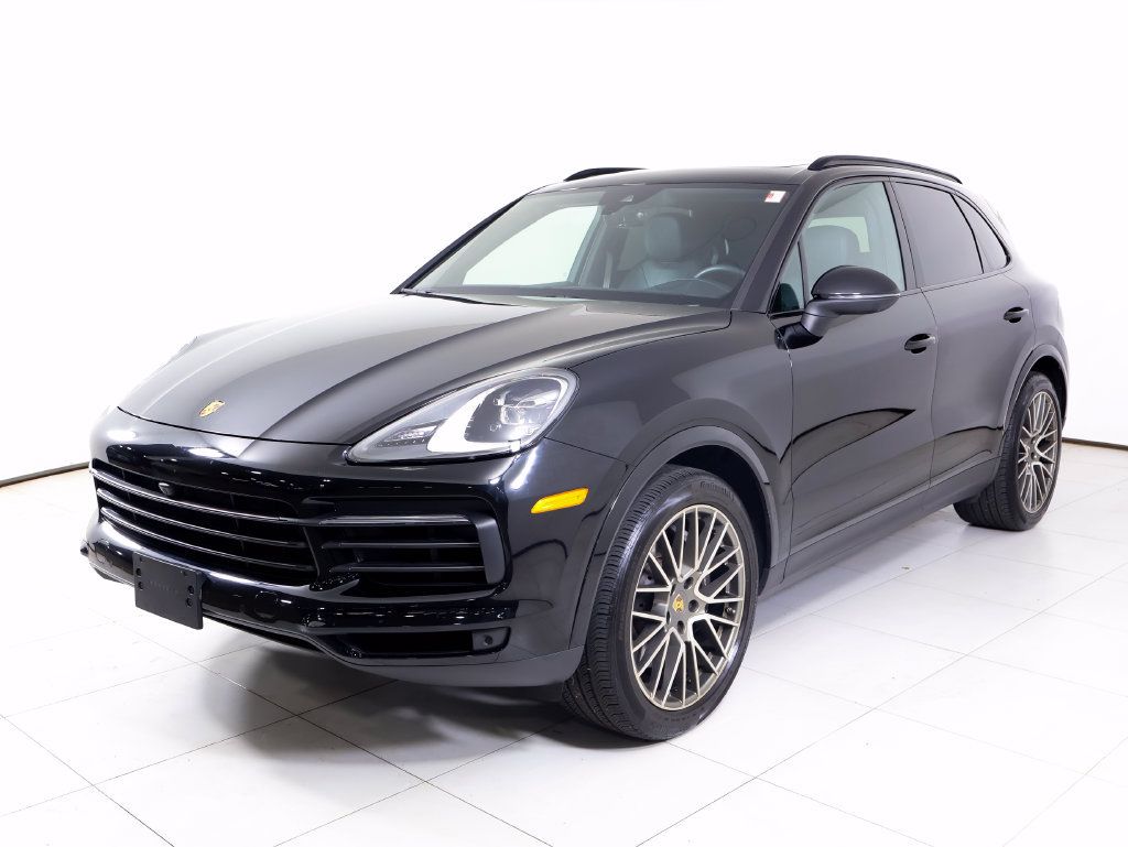 Certified 2023 Porsche Cayenne Platinum Edition AWD/4WD image 1