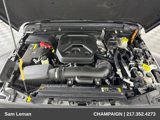 Used 2024 Jeep Wrangler Unlimited Sahara AWD/4WD image 27