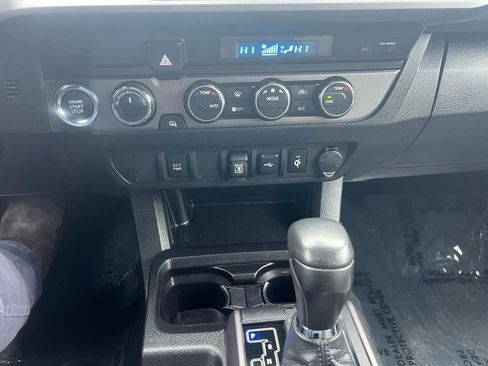 Used 2023 Toyota Tacoma TRD Sport w/ Black Out Package (TMS) image 19