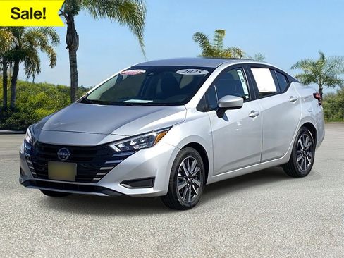 Certified 2025 Nissan Versa SV FWD image 1