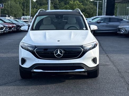 Used 2023 Mercedes-Benz EQB 250+ w/ Exclusive Package image 15