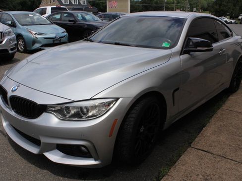 Used 2017 BMW 430i Coupe w/ M Sport Package RWD image 4