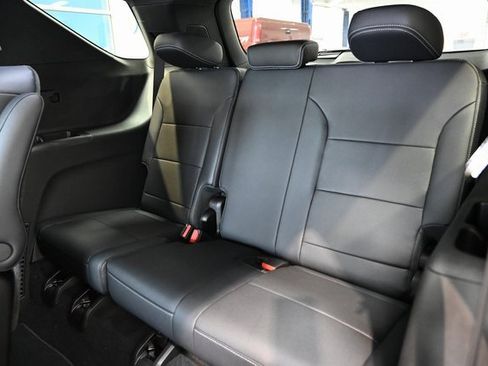 New 2026 Chevrolet Traverse LT w/ Driver Confidence Package image 12