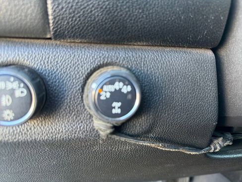 Used 2018 GMC Canyon SLT w/ Trailering Package image 37