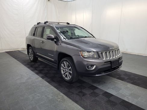 Used 2016 Jeep Compass High Altitude AWD/4WD image 13