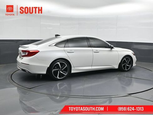 Used 2021 Honda Accord Sport Special Edition image 2