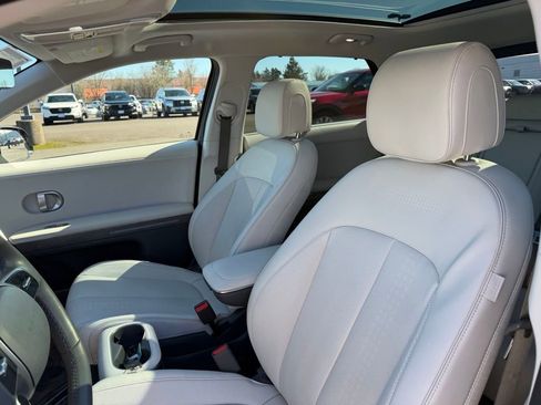Used 2024 Hyundai Ioniq 5 Limited AWD/4WD image 16