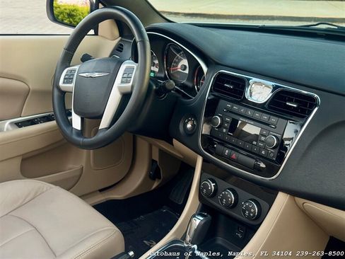Used 2013 Chrysler 200 Touring FWD image 35