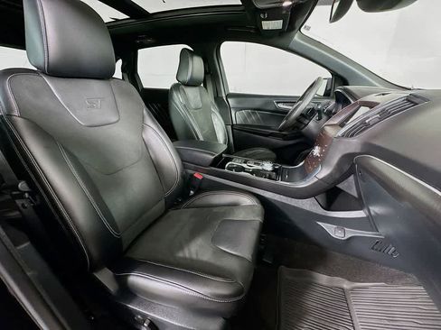 Used 2020 Ford Edge ST w/ Equipment Group 401A image 15