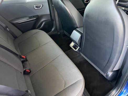 Used 2025 Kia K4 FWD image 15