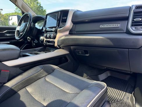 Used 2021 RAM 1500 Laramie AWD/4WD image 17