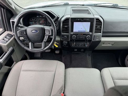 Used 2020 Ford F150 XLT w/ Equipment Group 302A Luxury AWD/4WD image 32