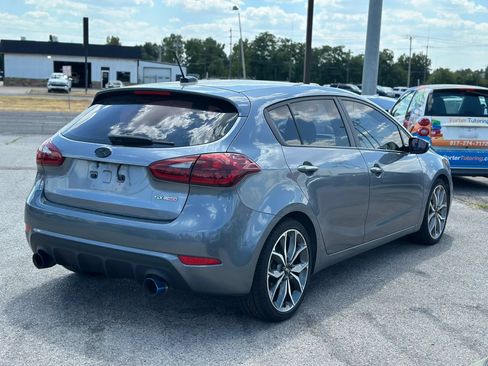 Used 2017 Kia Forte SX w/ SX Premium Tech Package FWD image 6