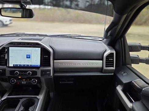 Used 2022 Ford F250 Lariat w/ Lariat Ultimate Package image 20