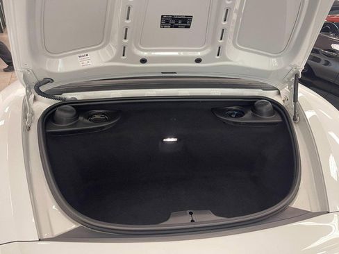 Used 2017 Porsche 718 Boxster image 18