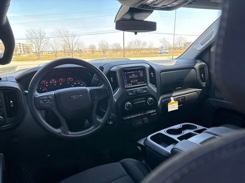 Used 2026 Chevrolet Silverado 1500 Custom Trail Boss w/ Dark Appearance Package AWD/4WD image 30