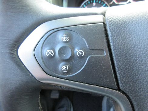 Used 2018 Chevrolet Silverado 1500 LTZ AWD/4WD image 25
