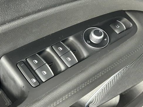 Used 2023 Alfa Romeo Stelvio Ti AWD/4WD image 35