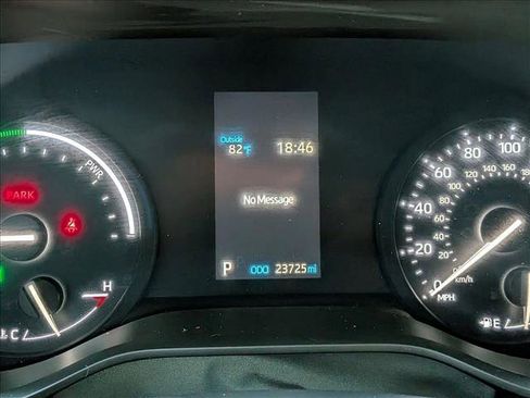 Used 2024 Toyota Sienna LE FWD image 11