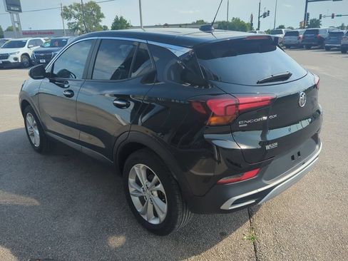 Used 2023 Buick Encore GX Preferred w/ Cold Weather Comfort Package AWD/4WD image 4