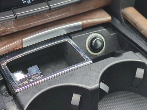 Used 2012 Mercedes-Benz E 350 4MATIC Sedan image 43