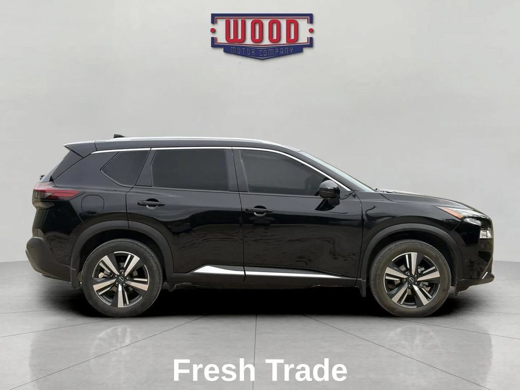 Used 2022 Nissan Rogue SL w/ SL Premium Package FWD image 6