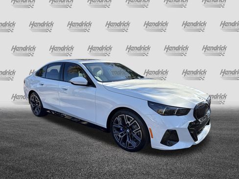 New 2026 BMW 530i w/ M Sport Package image 2