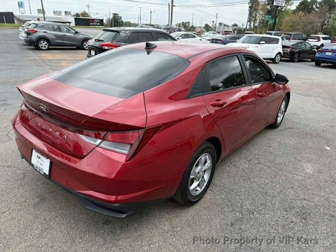 Used 2022 Hyundai Elantra SE w/ Cargo Package image 5