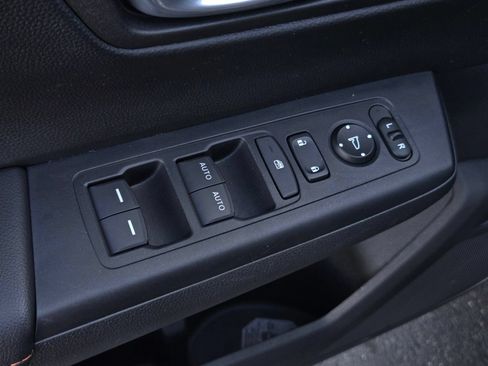 Used 2023 Honda CR-V Sport image 10