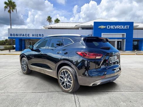 Used 2023 Chevrolet Blazer Premier w/ Driver Confidence II Package FWD image 3