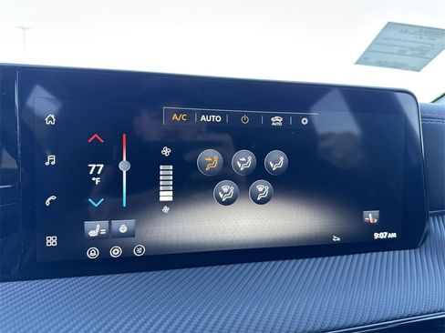 New 2026 Nissan Kicks SR w/ SR Premium Package image 19