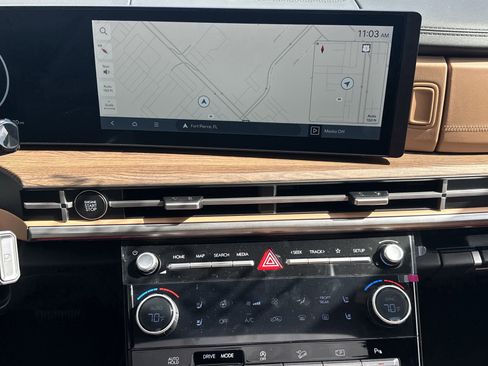 New 2026 Hyundai Santa Fe Calligraphy FWD image 18