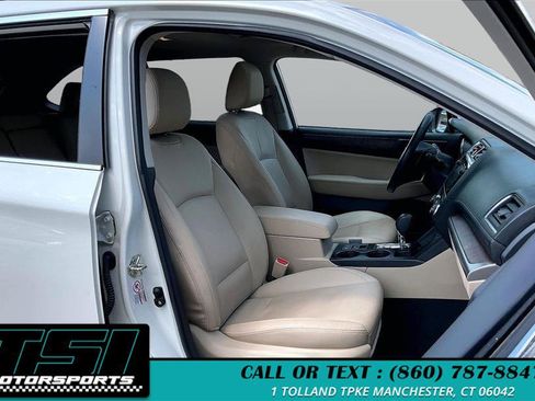 Used 2016 Subaru Outback 2.5i Limited AWD/4WD image 7