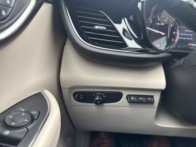 Used 2023 Buick Envision Avenir AWD/4WD image 16