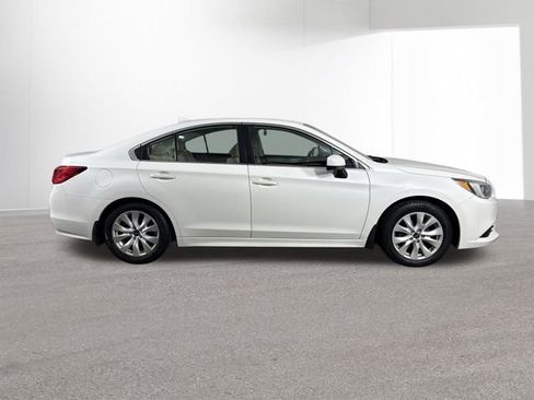 Used 2016 Subaru Legacy 2.5i Premium w/ Popular Package #2 AWD/4WD image 33