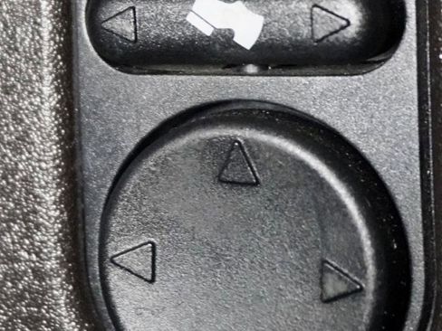 Used 2015 Ford Taurus Limited image 35