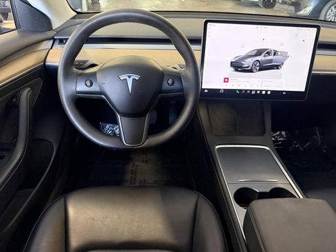 Used 2023 Tesla Model 3 Standard Range RWD image 23
