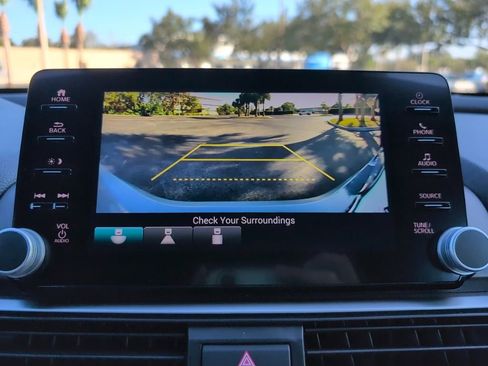 Certified 2022 Honda Accord Sport image 22