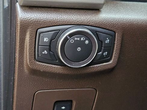 Used 2017 Ford F150 King Ranch w/ Equipment Group 601A Luxury AWD/4WD image 26