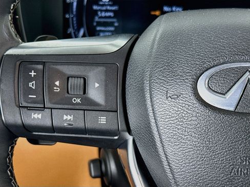 Used 2024 INFINITI QX60 Sensory AWD/4WD image 11