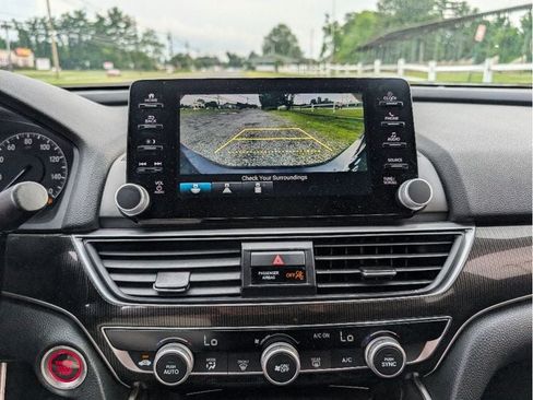 Used 2020 Honda Accord Sport image 24