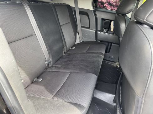 Used 2007 Toyota FJ Cruiser 4WD image 22