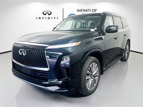 Used 2025 INFINITI QX80 Sensory image 3