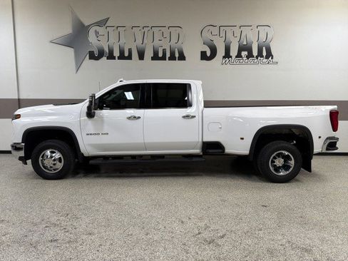 Used 2024 Chevrolet Silverado 3500 LTZ w/ LTZ Convenience Package image 1