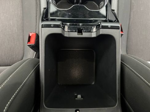 Used 2023 Jeep Grand Cherokee L Laredo image 45