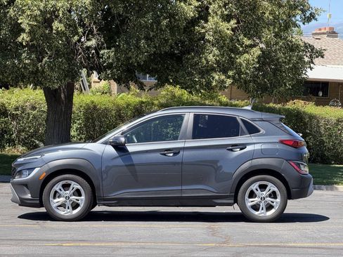 Used 2022 Hyundai Kona SEL w/ Cargo Package FWD image 8
